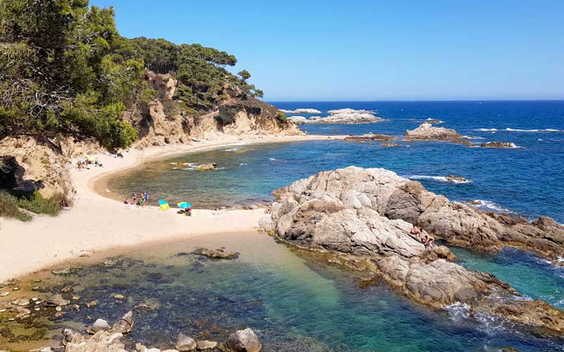 Las mejores calas secretas de la Costa Brava, Cala Estreta y Cala s’Alguer (Palamós)