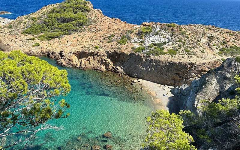 Las mejores calas secretas de la Costa Brava, Cala de S’Eixugador y Cala Aiguafreda (Begur)