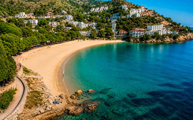 Best beaches on the Costa Brava, Cala Canyelles Petites, Roses